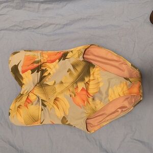Tommy Bahama New Size 8 One Piece - Priced to Sell